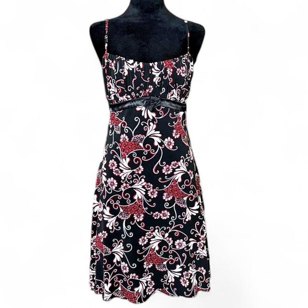Y2K A-Line Black Floral Mini Dress – vampy fit and flare dress M